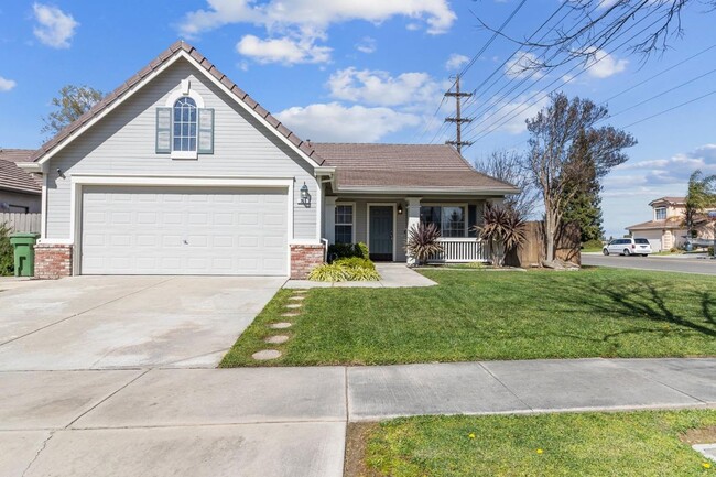 property at 365 Sunnyhill Dr