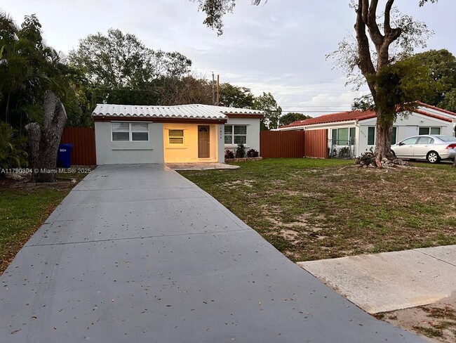 property at 1371 NE 181st St