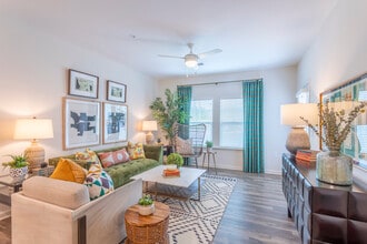 Aldon at Keys Crossing in Greenville, SC - Foto de edificio - Building Photo