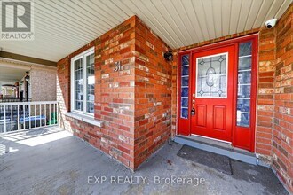 31 Cobblehill Crescent in Brampton, ON - Building Photo - Building Photo