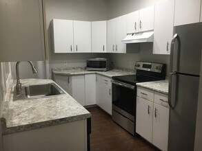 1600 Sturdivant Dr in Wilmington, NC - Building Photo - Building Photo