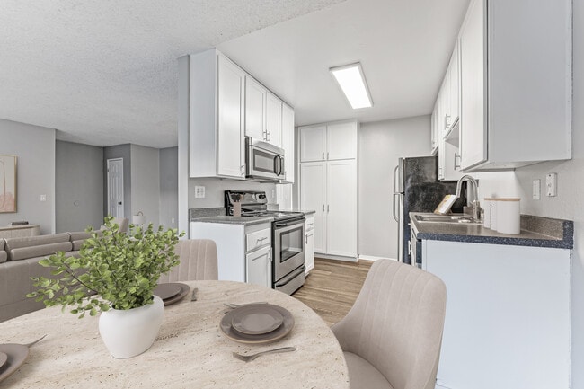 Shadow Ridge Apartments