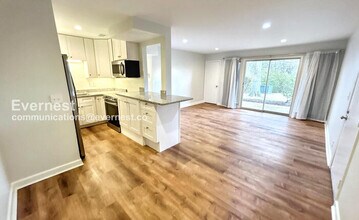 21 Vaughns Gap Rd in Nashville, TN - Building Photo - Building Photo