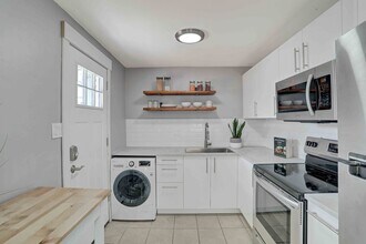 1542 W Nevada Pl in Denver, CO - Building Photo - Building Photo