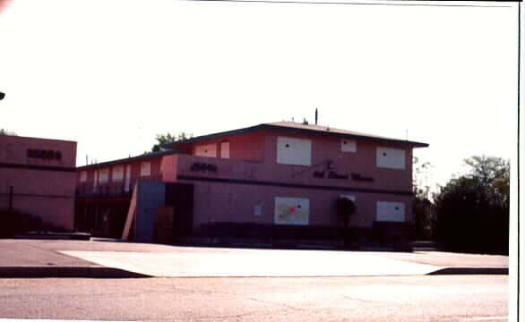 6th St Family Apartments in Highland, CA - Foto de edificio