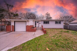 1520 N Yale Blvd in Wichita, KS - Building Photo