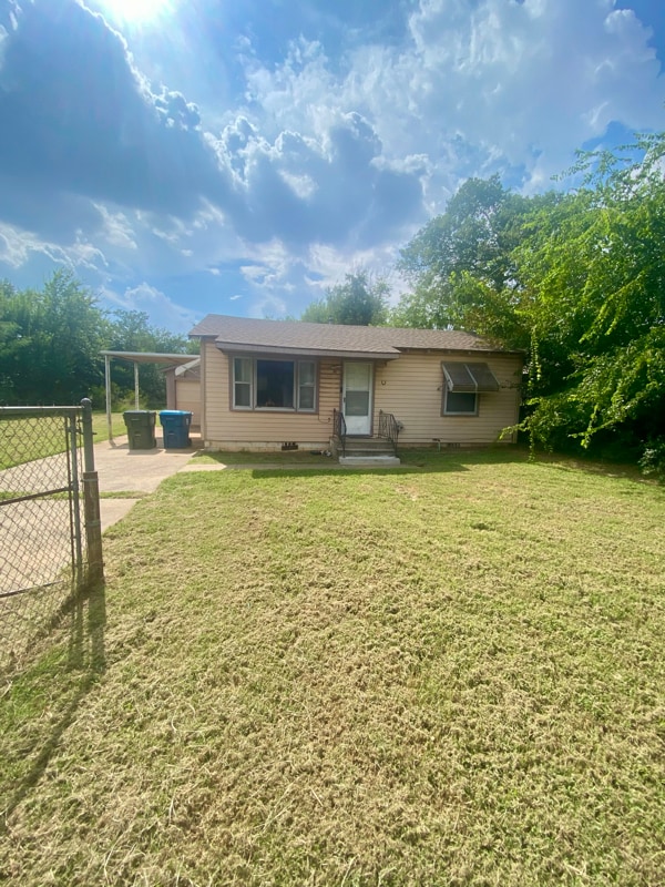 property at 225 N Richards Ave