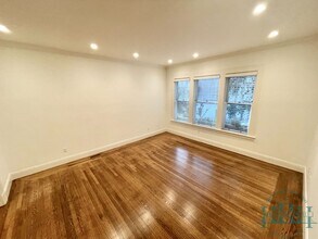 1262 Sacramento St in San Francisco, CA - Building Photo - Building Photo