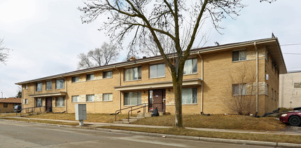 2300 Jacato Dr in Racine, WI - Building Photo - Building Photo