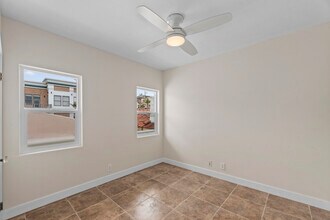 3309 Highland Ave in Manhattan Beach, CA - Building Photo - Building Photo