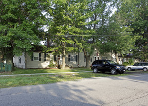 9077 Maple Grove Rd Apartamentos