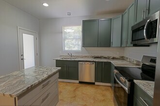 2720 Jewel Rd in Navarre, FL - Building Photo - Building Photo