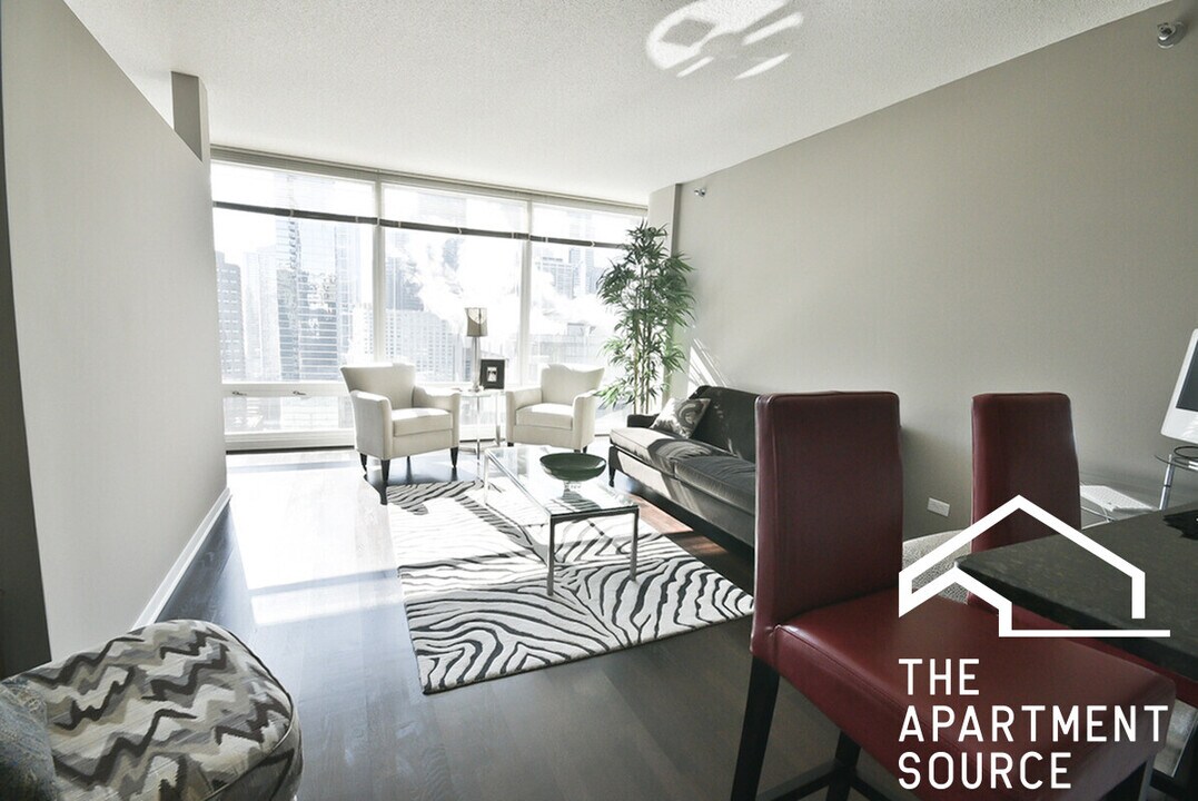 345 E Ohio St in Chicago, IL - Building Photo