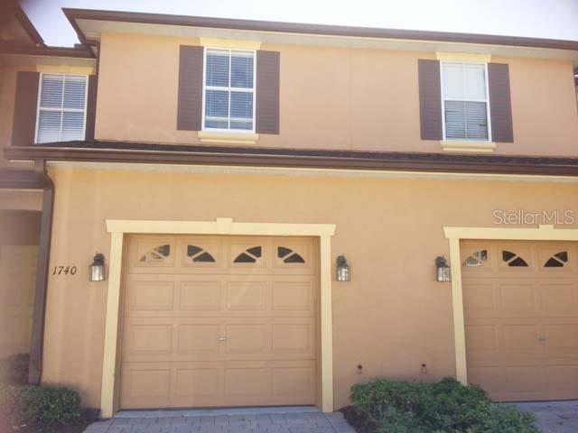 property at 1740 Retreat View Cir