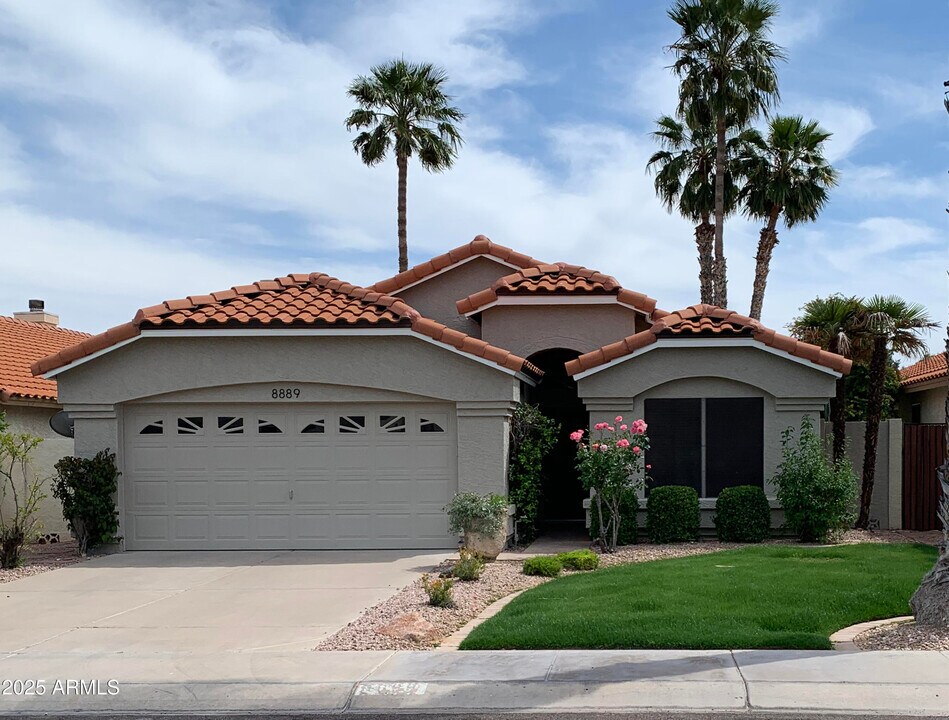 8889 E Aster Dr in Scottsdale, AZ - Building Photo
