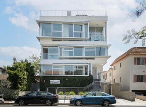 The Caswell in Los Angeles, CA - Building Photo - Building Photo