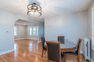 30 Sunnymeade Ave, Unit 1 in Chicopee, MA - Building Photo - Building Photo