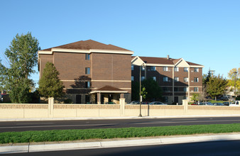 Lilac Parkway Apartments in Minneapolis, MN - Building Photo - Building Photo