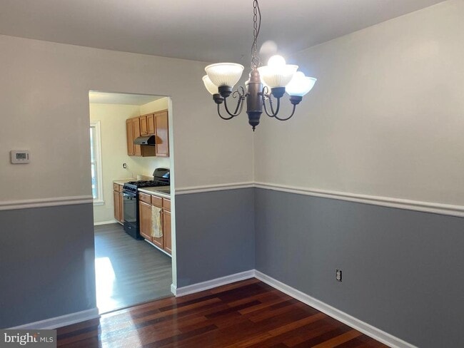 property at 9524 Covington Pl