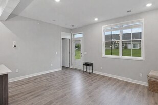 7112 181st St W, Unit 3307 in Lakeville, MN - Building Photo