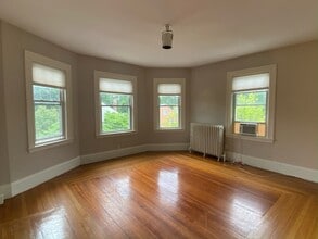 70 Perry St-Unit -2 in Brookline, MA - Building Photo - Building Photo