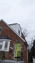 8530 Willow Oak Rd in Parkville, MD - Building Photo