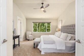 14024 32nd Dr SE in Mill Creek, WA - Building Photo - Building Photo