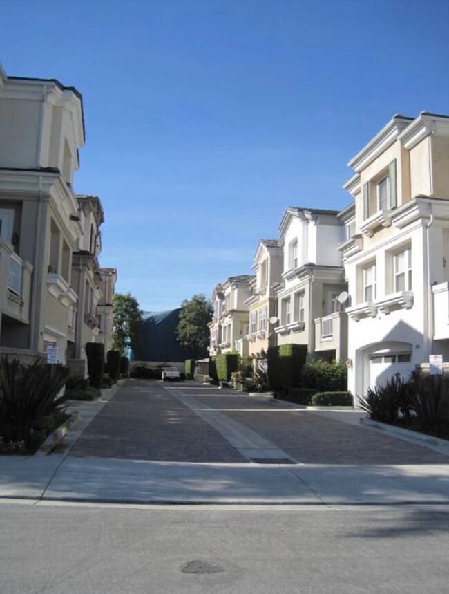 7821 Daisy Cir, Unit 8721 Daisy Circle in Huntington Beach, CA - Foto de edificio - Building Photo