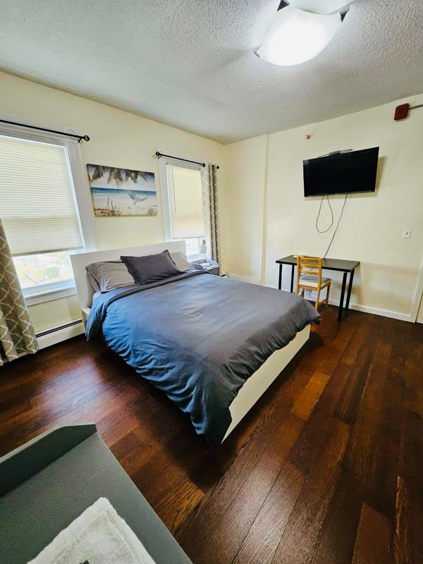 53 Doyle Ave in Providence, RI - Foto de edificio - Building Photo