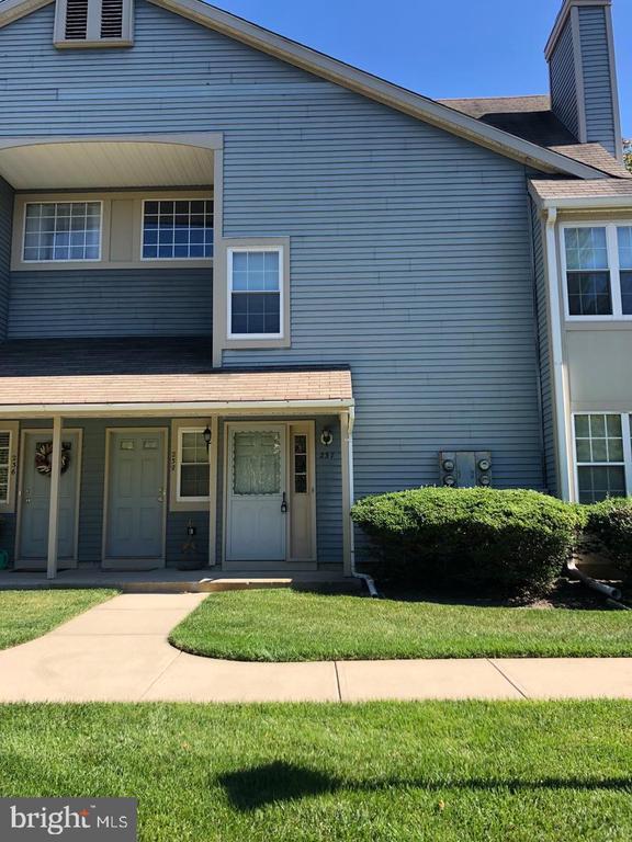 property at 237 Andover Pl
