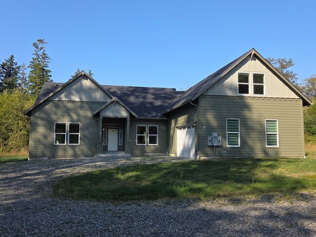 8300 Semiahmoo Dr in Blaine, WA - Building Photo - Building Photo