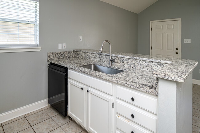 Heatherwood in Hammond, LA - Foto de edificio - Interior Photo