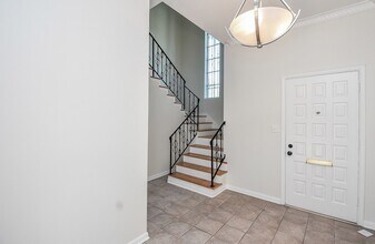 9703 Briar Forest Dr in Houston, TX - Foto de edificio - Building Photo