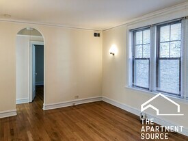 3622 N Marshfield Ave, Unit 1B in Chicago, IL - Building Photo