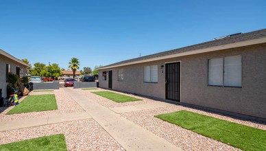 La Veta in Phoenix, AZ - Building Photo - Building Photo