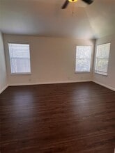 7040 Rambollet Terrace in Round Rock, TX - Foto de edificio - Building Photo