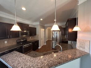 427 Rockcrest Way in Louisville, KY - Building Photo - Building Photo