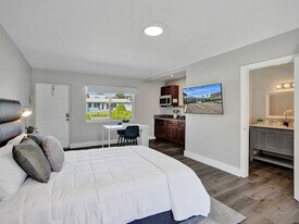 3208 NE 9th St in Pompano Beach, FL - Building Photo