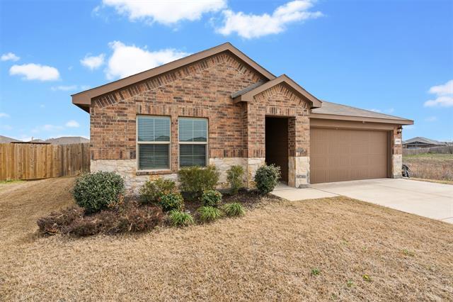 property at 3100 Winoak Dr