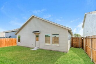 2714 Bronte Blvd in Crandall, TX - Building Photo - Building Photo