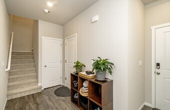 18798 108th Ave Ct E in Puyallup, WA - Building Photo - Building Photo