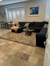 410 7th St in Huntington Beach, CA - Building Photo - Building Photo