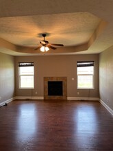 485 E Whitethorn Dr in Republic, MO - Building Photo - Building Photo