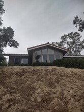 37850 De Portola Rd in Temecula, CA - Foto de edificio - Building Photo