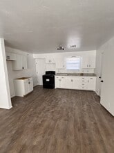 104 Gatewood Dr in Chickasha, OK - Building Photo - Building Photo