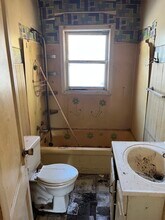 335 N Fairmont Ave in Kankakee, IL - Building Photo - Building Photo