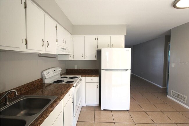 474 Briarwood Rd in Venice, FL - Building Photo - Building Photo