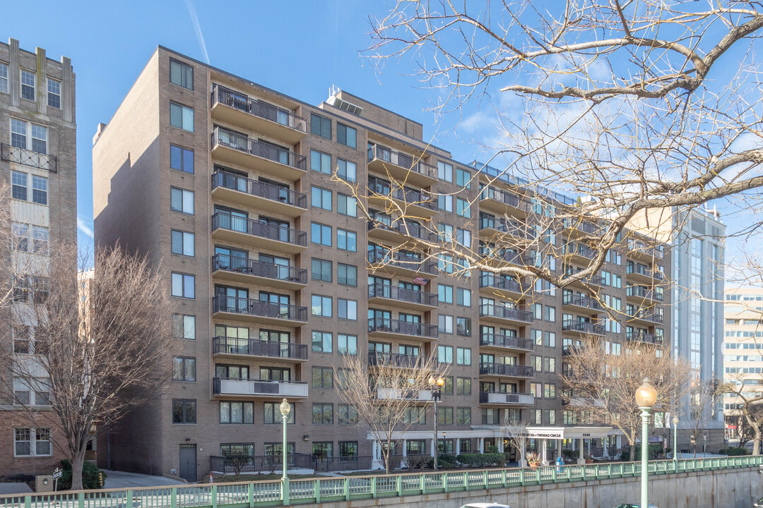 The Residences at Thomas Circle in Washington, DC - Building Photo