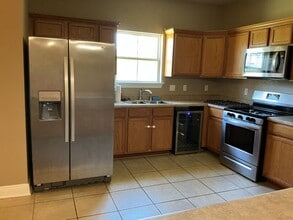 18852 Mackie Ct in Ponchatoula, LA - Foto de edificio - Building Photo