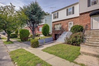 41 Beechwood Ave in Mount Vernon, NY - Building Photo - Building Photo